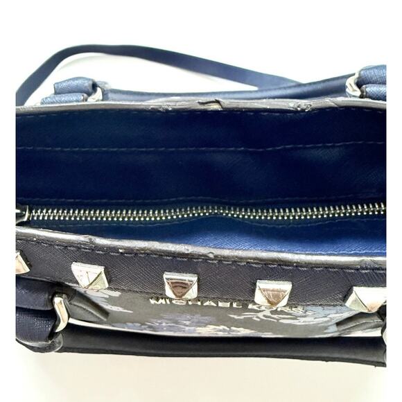 Michael Kors Dillon Satchel in Navy Blue Floral - Picture 10 of 13